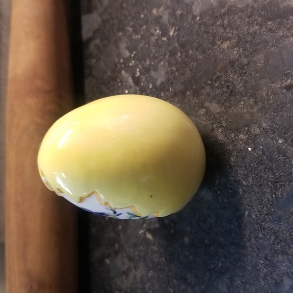 Vintage Handpainted Easter Egg - Picture 3 of 8